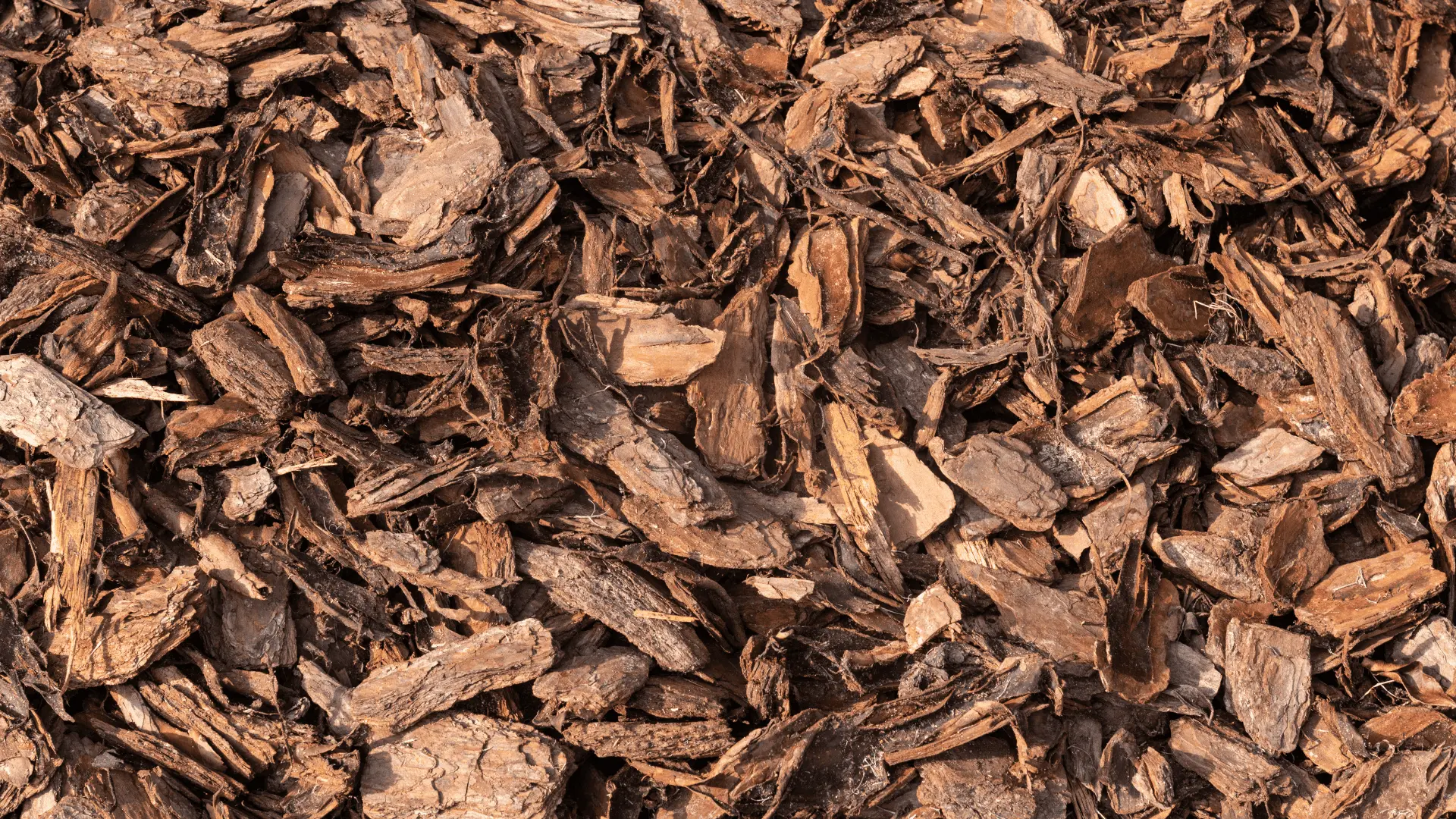 Different types of mulch for landscaping projects